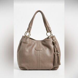 Elegant Tod’s Brown Leather Tote Bag